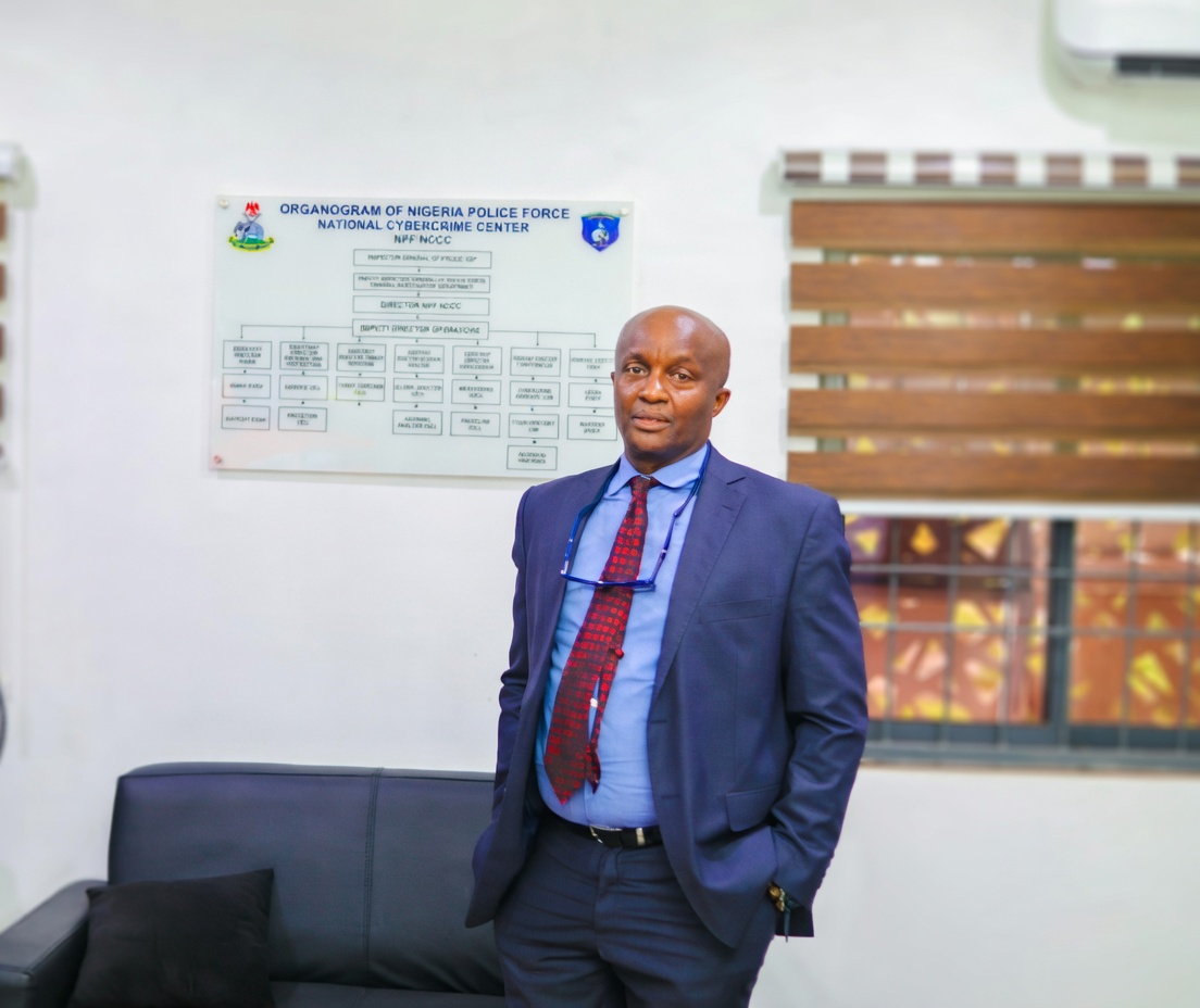 Akaninyene Ezima
