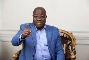 Dr Akin Ogunbiyi
