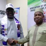 L-R: Dr. Yakassai in warm handshake with Dr. Jimoh during the latter’s courtesy visit.