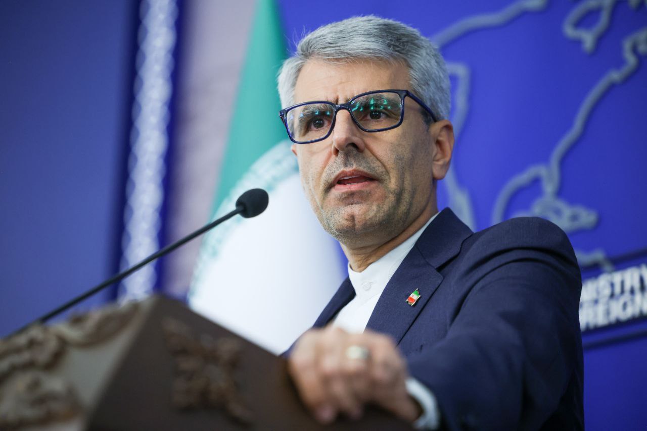 Iran rejects claims of uranium transfer talks with US