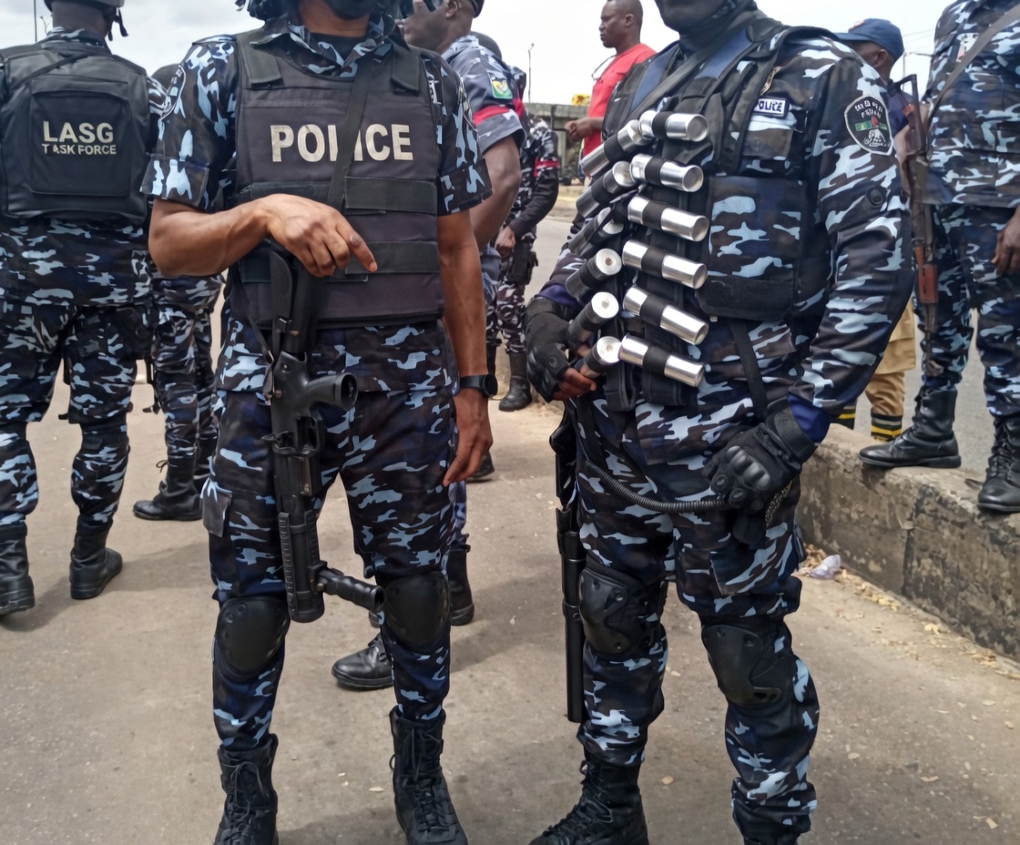 POLICE OFFICERS NIGERIA