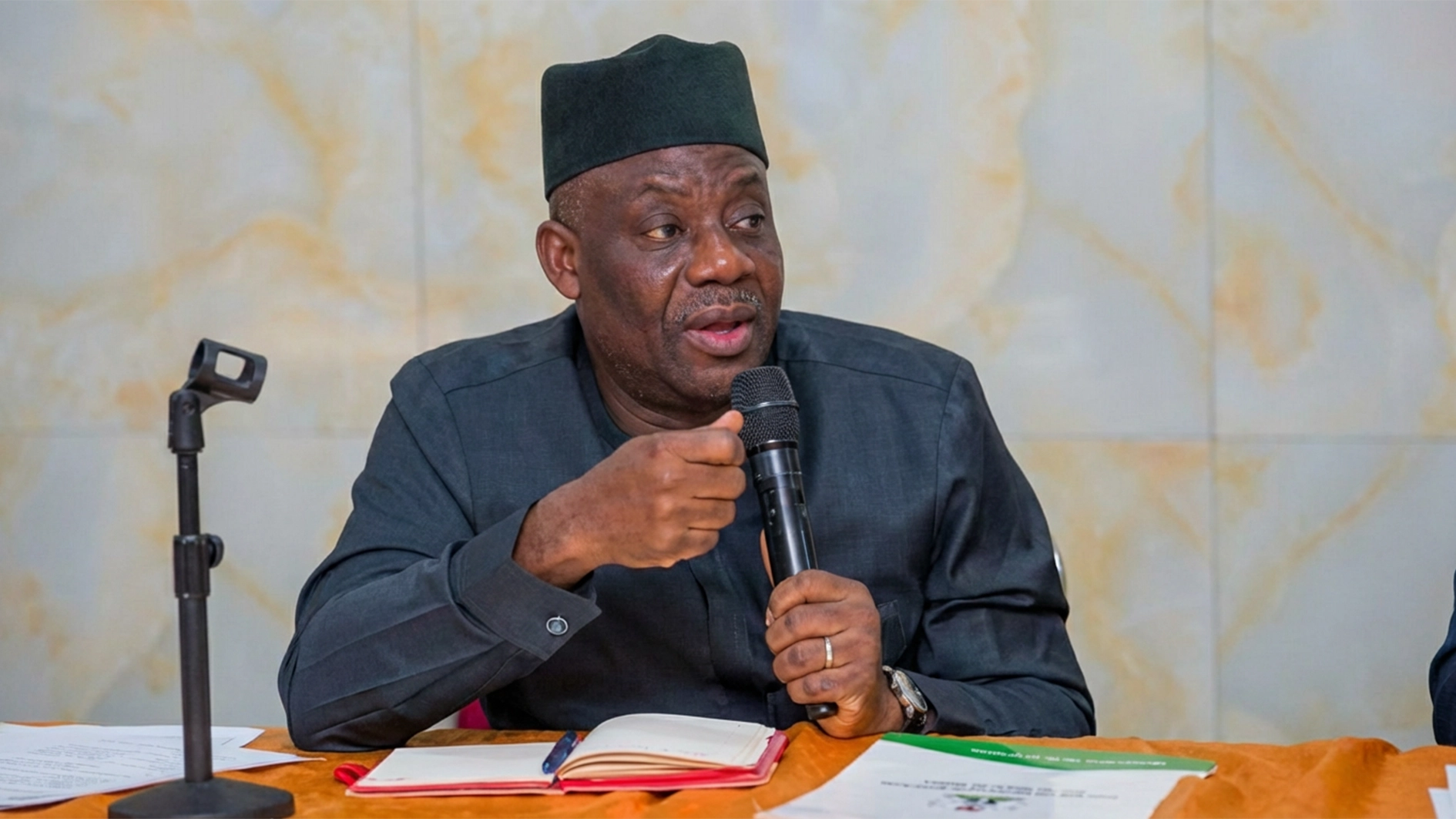 Tunji Alausa