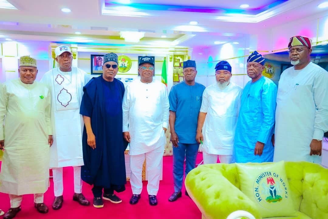 Kogi works commissioner visits Umahi, seeks stronger collaboration on federal roads