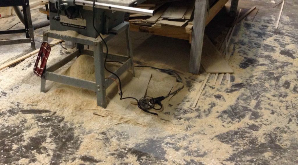 sawdust-1038×576