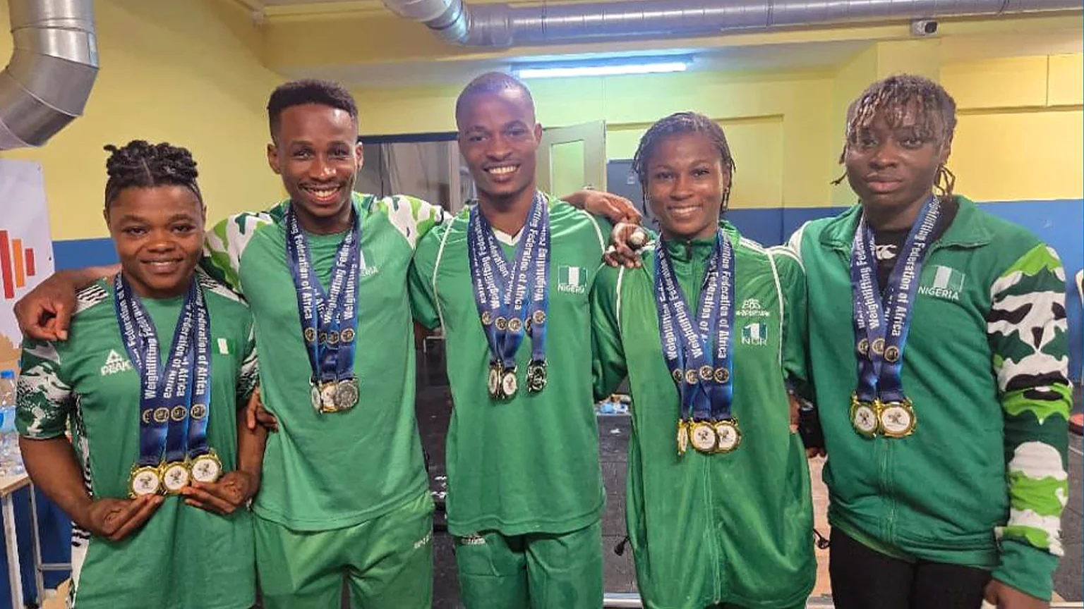 Nigerias-Weightlifting-Team-1536×864