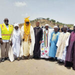 Odenigwe (third left), Chief Musa and others