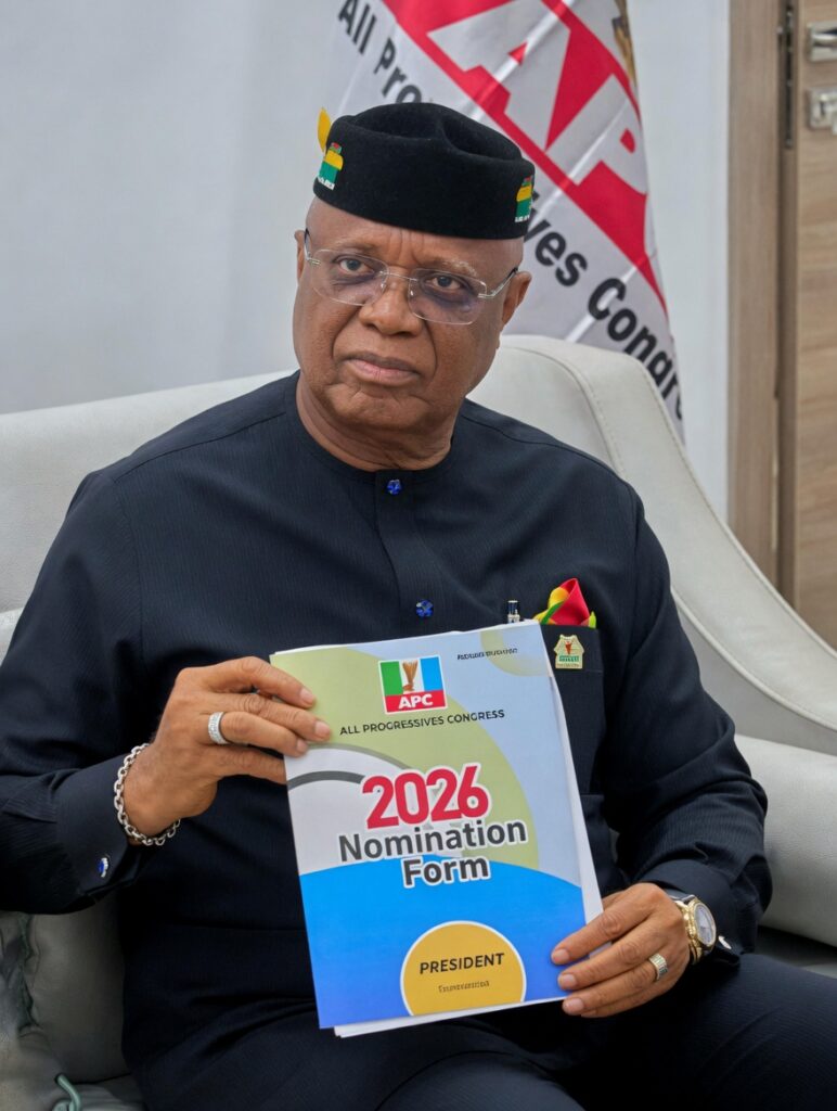 Akwa Ibom: Eno submits second term APC nomination form