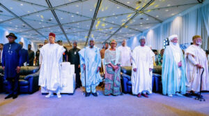 L-R:Former President Goodluck Jonathan Vice‑President Kashim Shettima, former Head of State Gen. Yakubu Gowon (rted) with his wife Victoria, Former Chief of Defence Staff,  Gen. Martin Luther Agwai (rted) Sultan of Sokoto, Muhammadu Sa’ad Abubakar III and former Head of State, Abdulsalami Abubakar at the launch of Gowon’s memoir — titled “My Life of Duty and Allegiance”