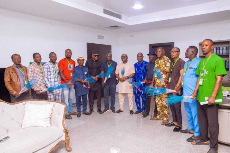 NDC chieftains, others dump party for APC in Bayelsa