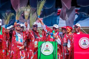 Ekiti guber: Tinubu hails Oyebanji’s leadership as APC holds mega rally