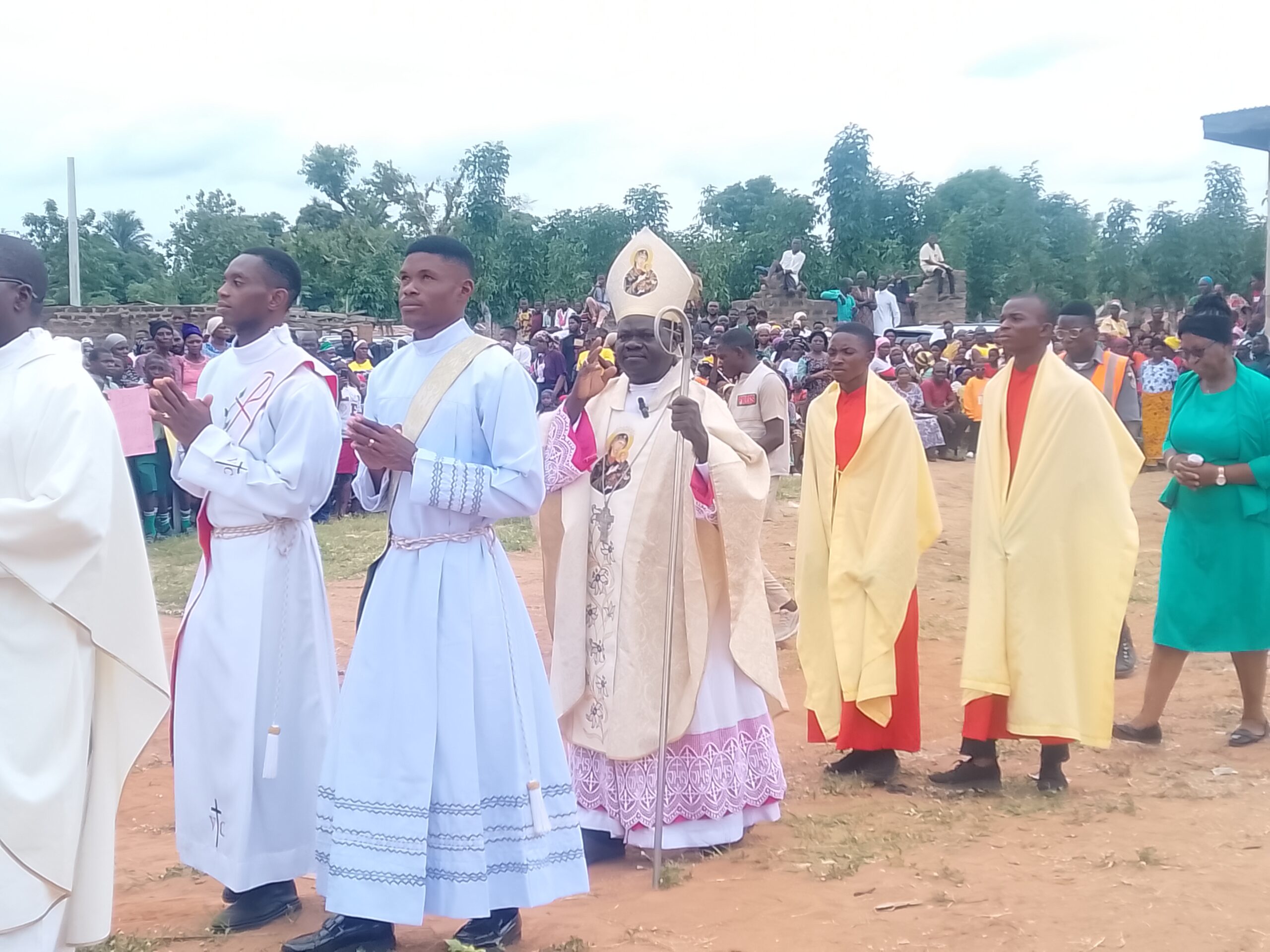 Yelewata massacre: Bishop Anagbe holds one-year remembrance Mass to honour 271 victims