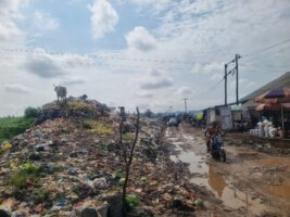 Residents protest Ifo dumpsite over health concerns