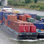 Barge-pix-997×598