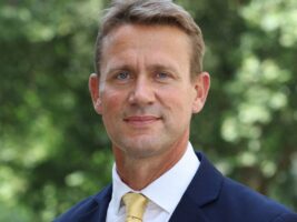 Peter Vowles
