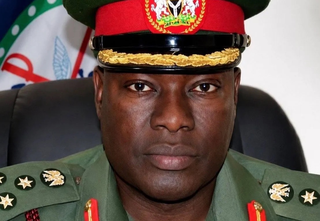 Defence Information,  Maj.-Gen. Abubakar  Rabe  (retd)