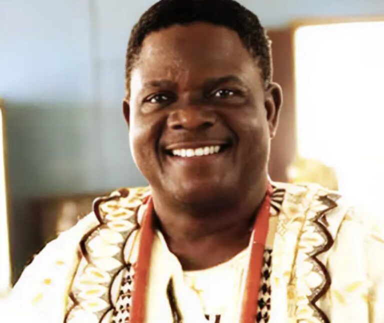 Kola Oyewo