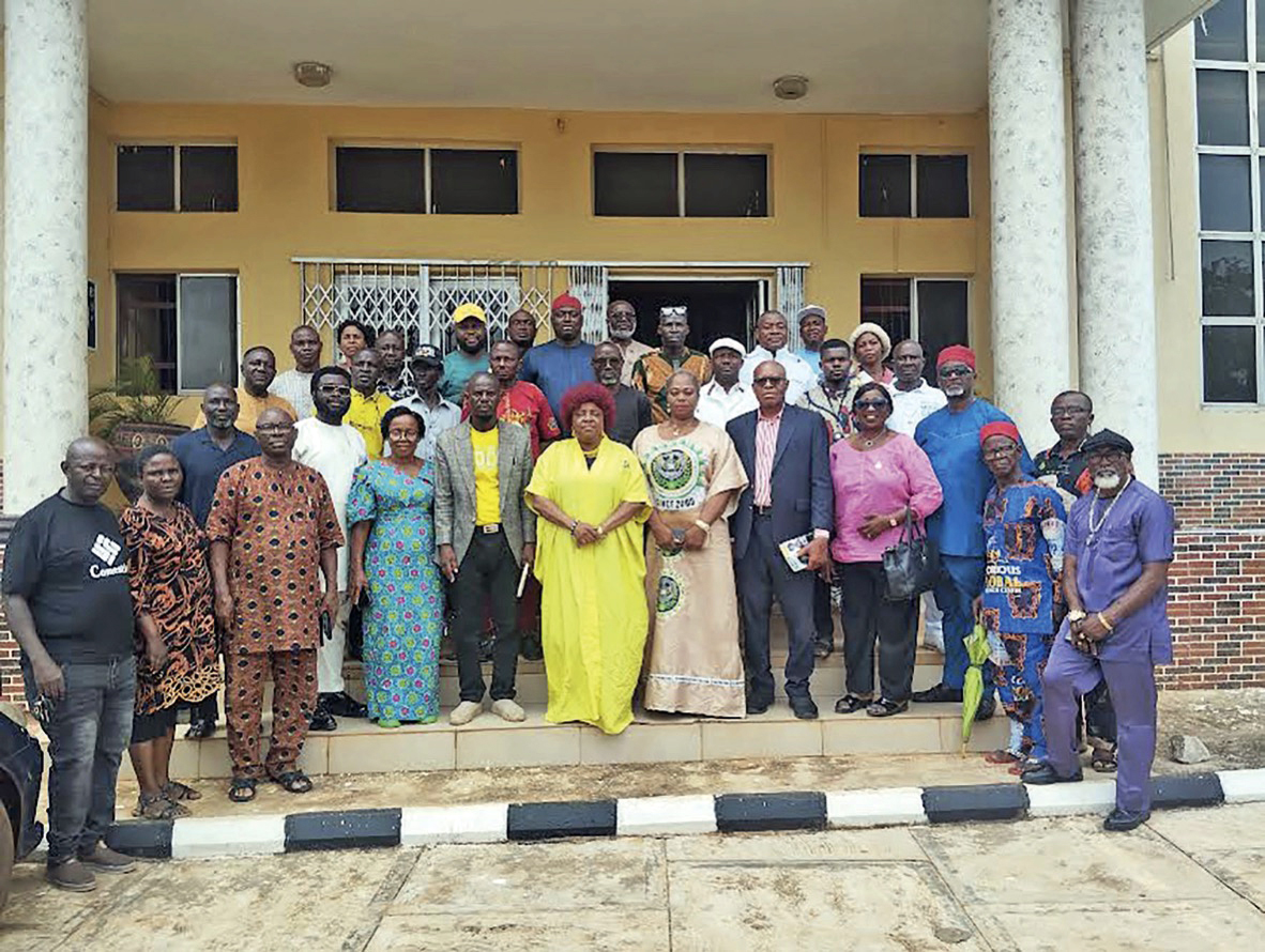 Some of the parents of COOU students with the VC