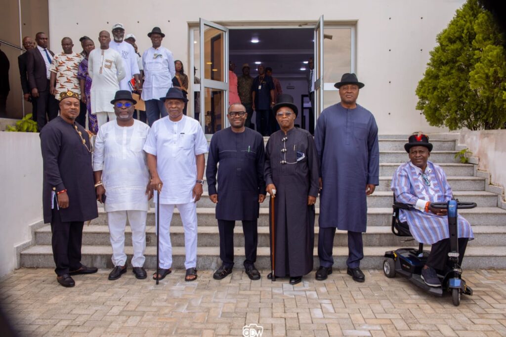 Twon-Brass-Paramount-Rulers-and-the-Dep-Gov-1