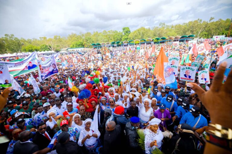 Mammoth crowd as Enugu East zone endorses Tinubu, Mbah for second term
