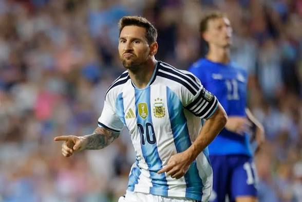 Lionel Messi