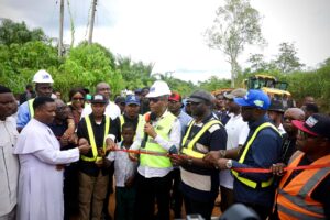 Cross River Deputy Governor Peter Odey formally flagging off the construction of the 10km Ugboro-Ukpah-Afrike Road Project