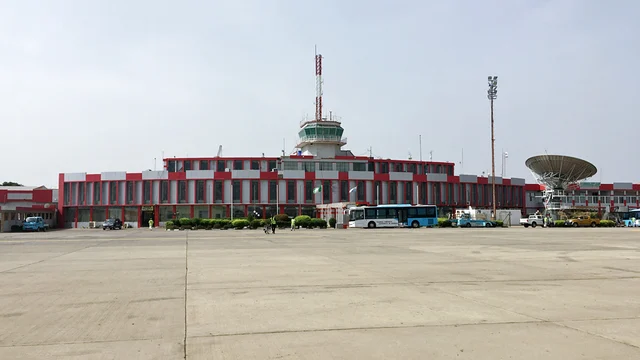 MAKIA runway