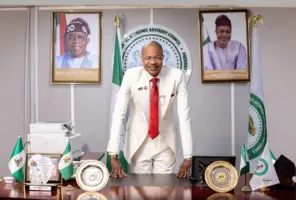 Adeniyi-Adeyemi-in-his-office