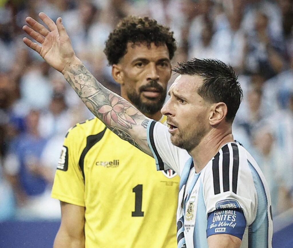 Vozinha and Messi