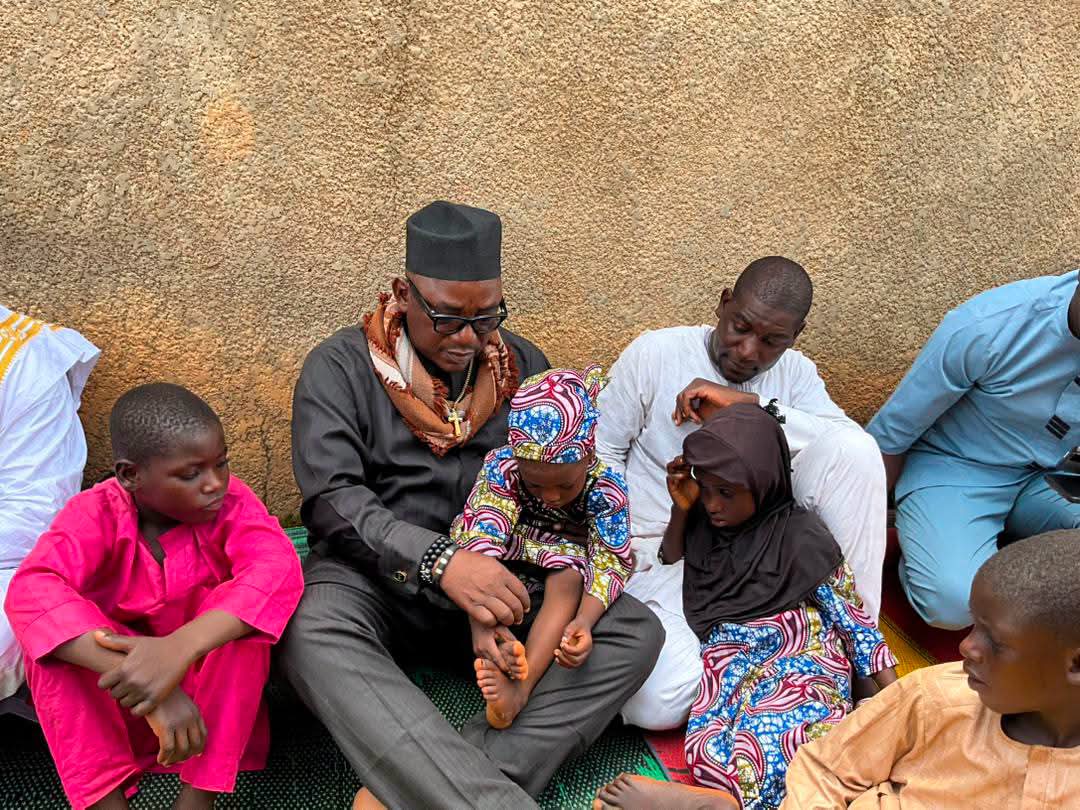 Ex-Minister Dalung visits home of lynched Kaduna Islamic teacher