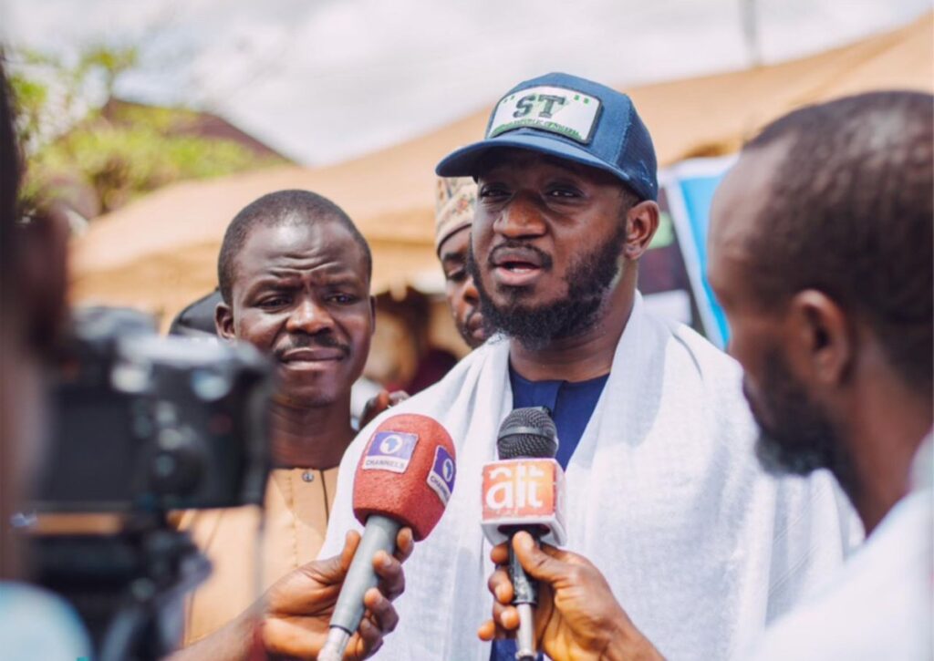 Hon. Abdulazeez Kaka