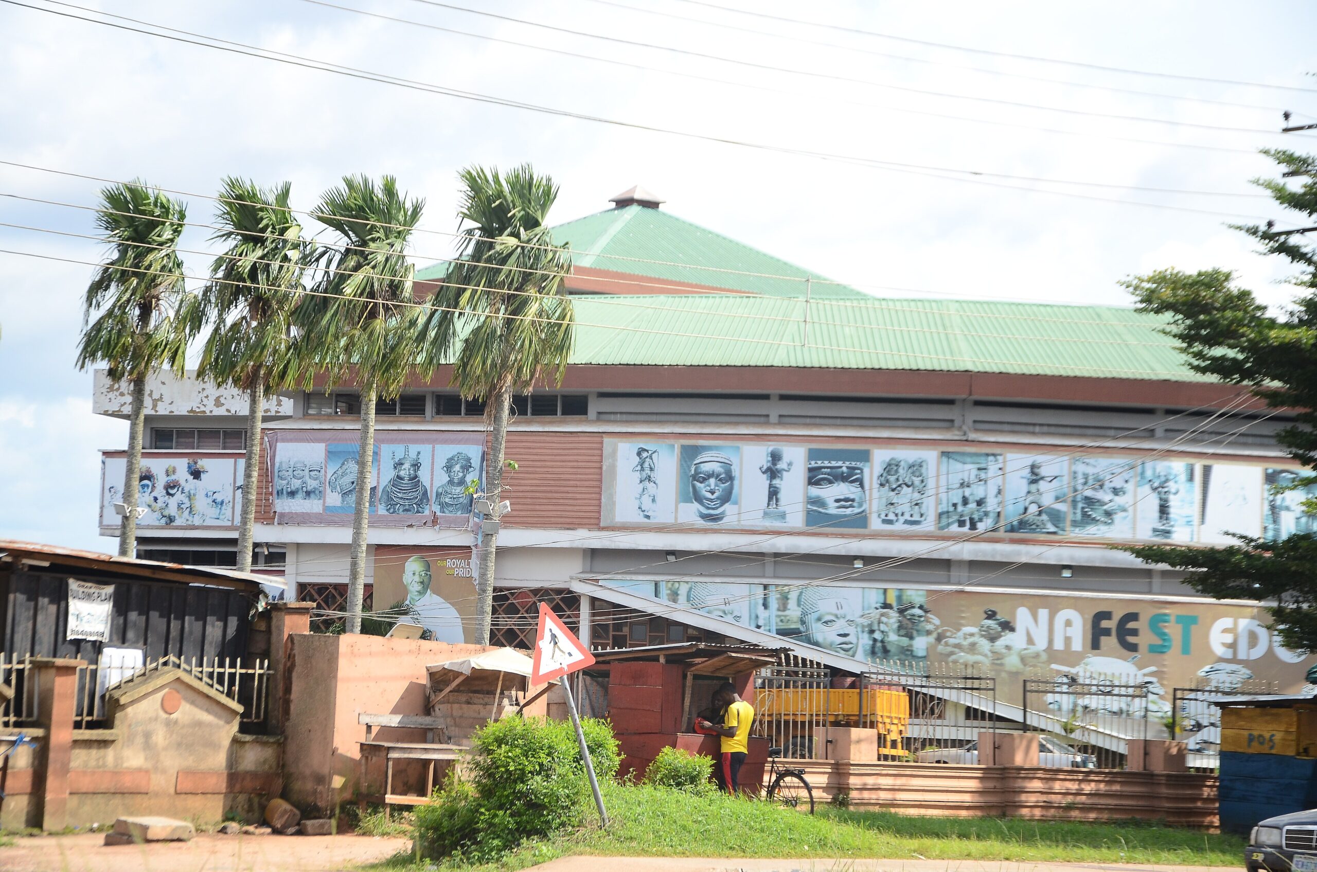 Oba_Akenzua_II_Cultural_Centre-scaled