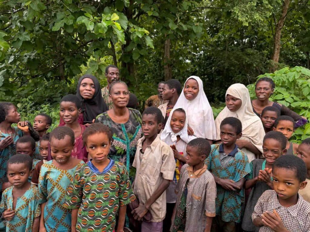 Oriire schoolchildren