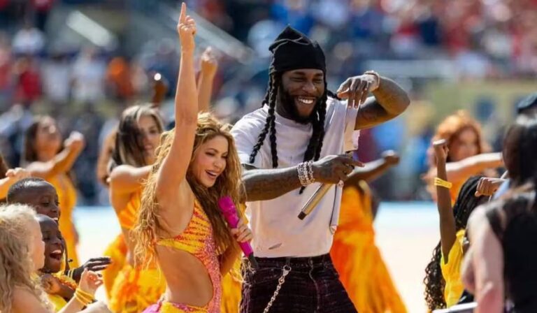 Shakira performs 'Dai Dai' with Burna Boy