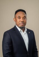 Dr Obinna Azonobi