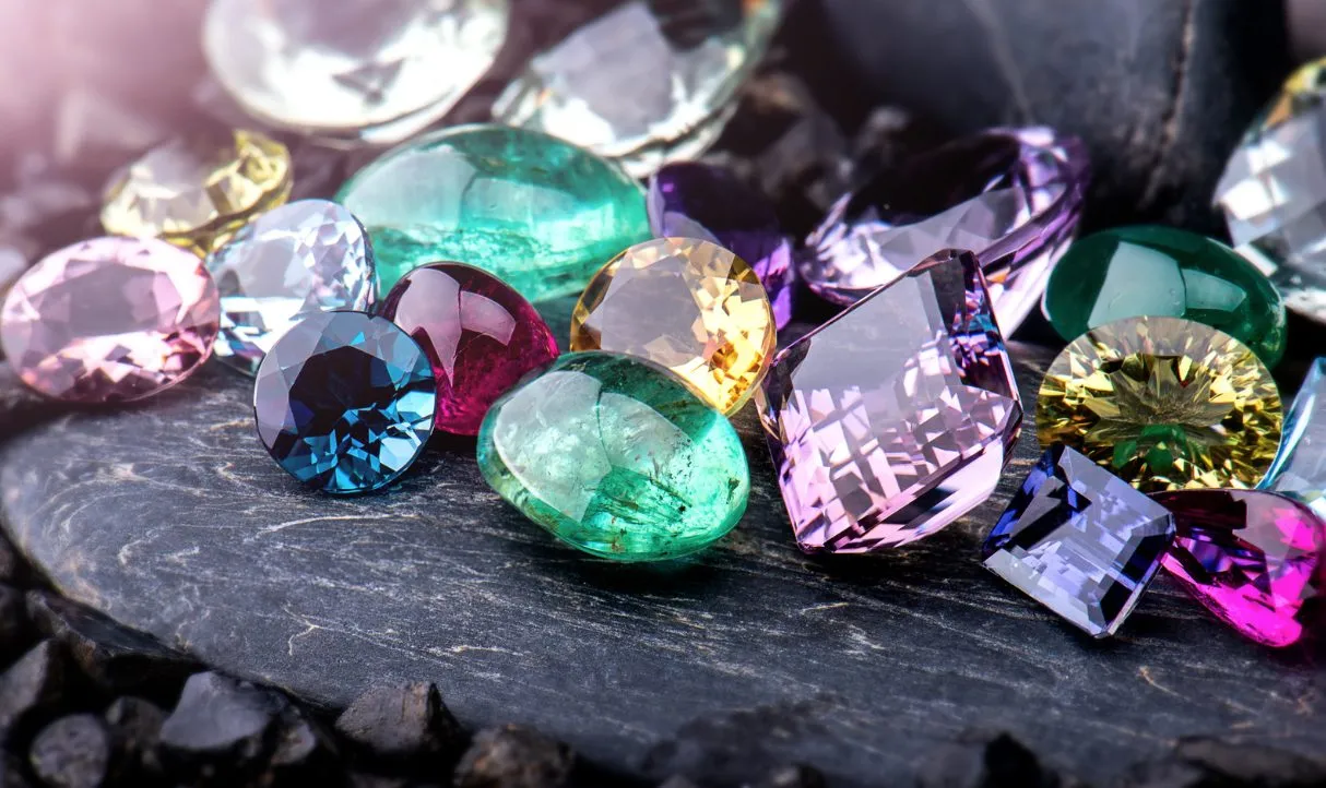 blend-coloured-gemstones-rock