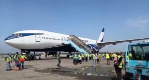 nigeria-returnees-south-Africa-lagos-1-1-632×340