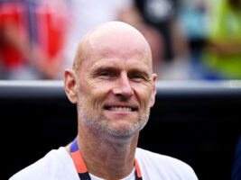 norway-coach-says-englands-top-players-do-not-play-in-premier-league-ahead-of-world-cup-quarter-final-1200×900