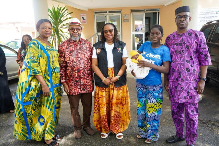 L-R: Mrs Philomena Yakubu; Prof. Adetokunbo Fabamwo; Dr. Emmanuella Zamba; Tingni Kindness and Director, Clinical Services and Training, Prof. Adebowale Adekoya, at the handing over of Tingni Kindness and baby to Plateau State Government held at the Conference Room, LASUTH