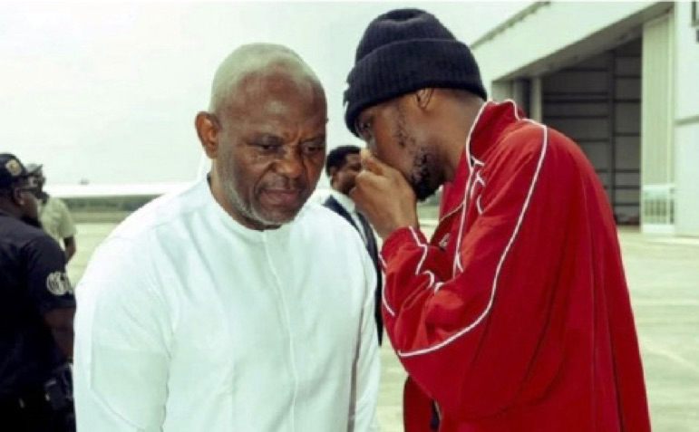 •Victor Osimhen with Tony Elumelu