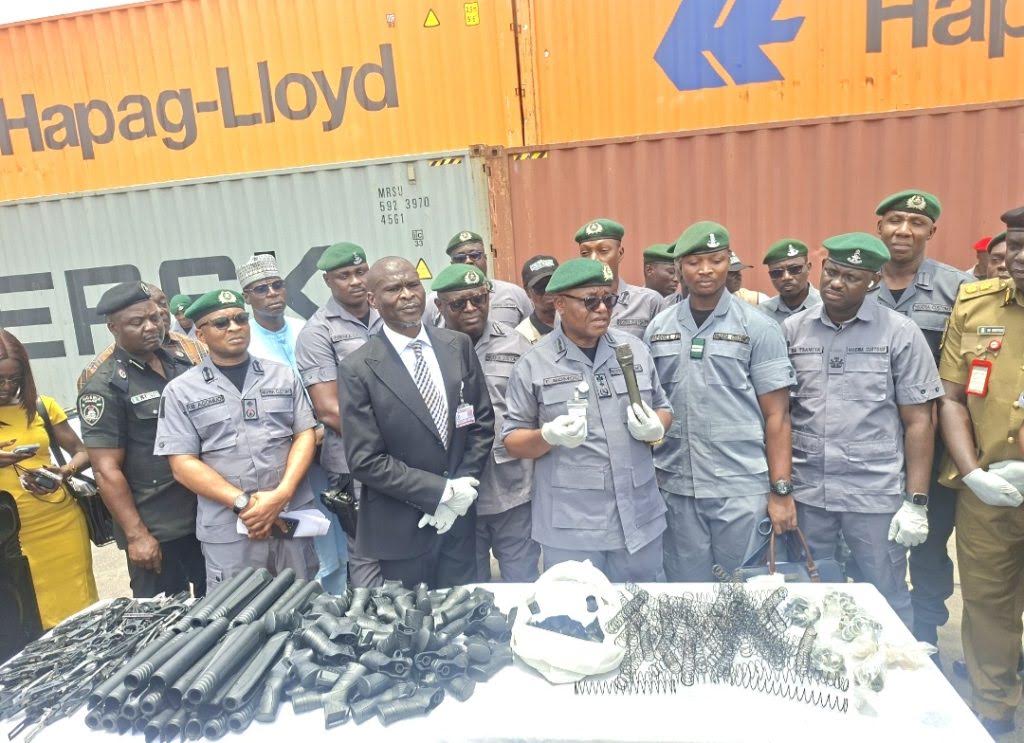 Customs intercepts 204 illegal pump-action rifles at Tin Can Port