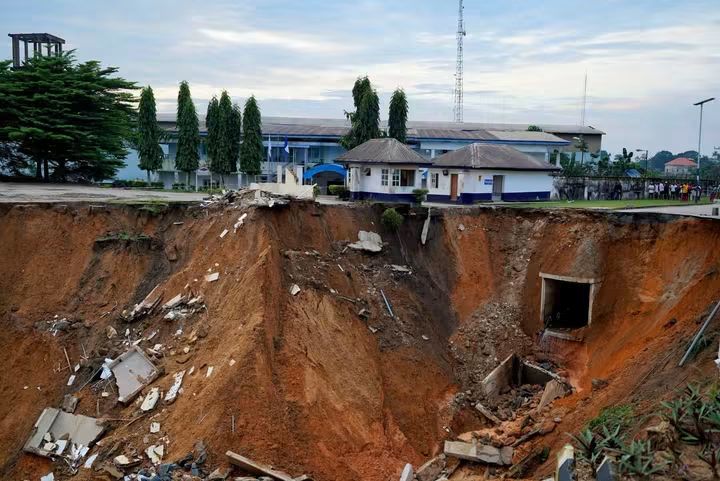 The landslide at Anansa in Obutong Community, Calabar, Cross River State