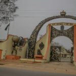 Eze_okpoko_1_of_Oba_palace_gate