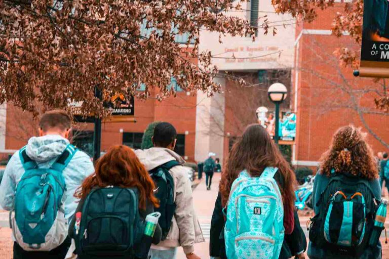 Foreign students in Canada