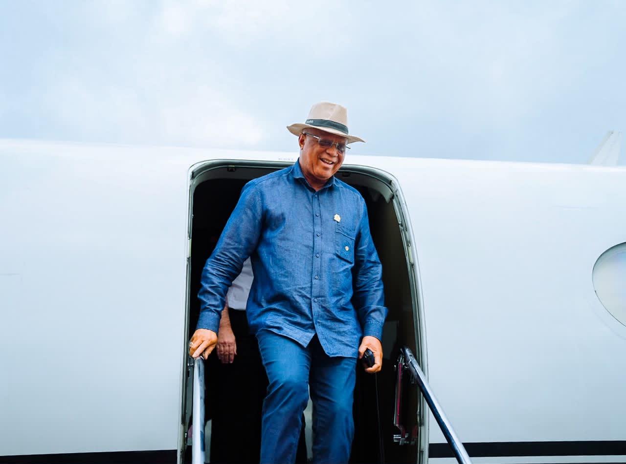 Governor Eno on his arrival at Victor Attah's International Airport, Uyo