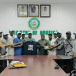 Yayi Student Vanguard visits Hon. Jagunmolu Akande Omoniyi