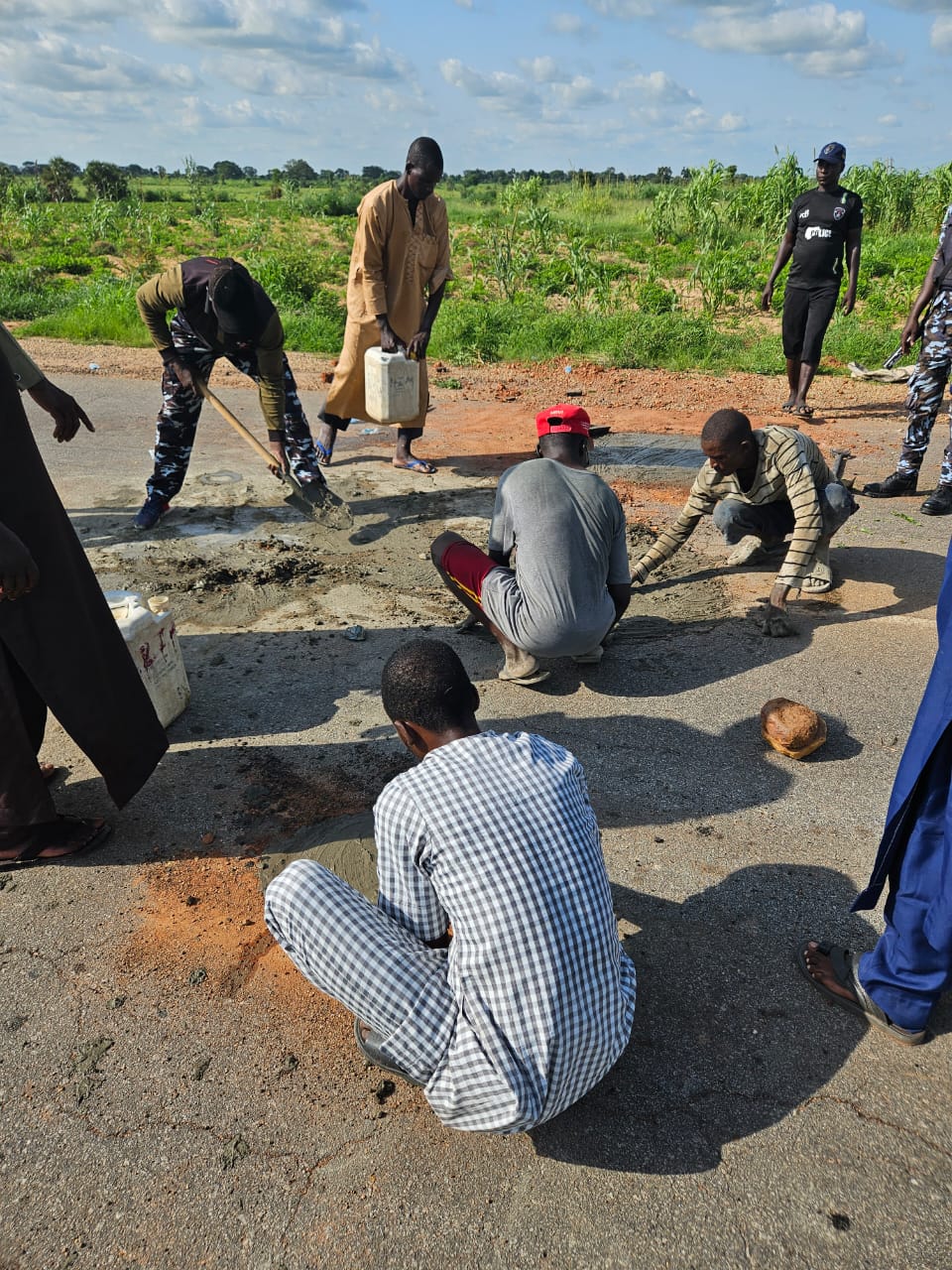 Zamfara: Police dispose of locally fabricated IED planted by criminals along Kaura Namoda-Moriki road