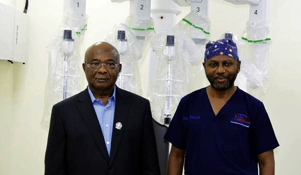 Imo State Governor, Sen. Hope Uzodimma, and Prof Kingsley Ekwueme, Consultant Urologist and Robotic Surgeon at the Oncology Centre, Owerri.