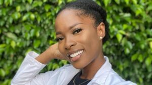 Jemima Osunde confronts motorist over alleged one-way driving in Lagos