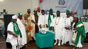 The Aare Ona Kakanfo of Yorubaland, Gani Adams, and Yoruba monarchs cut the celebratory cake at the 10th anniversary of OPU Canada.