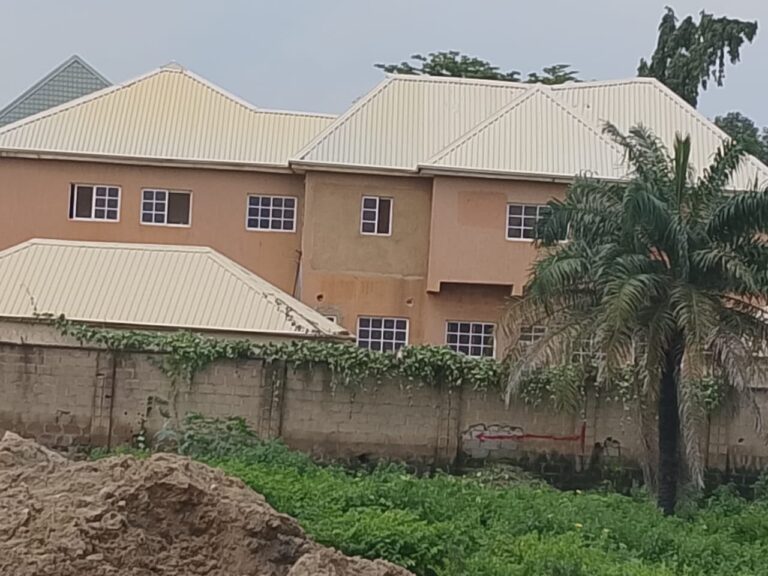 Development Control begins demolition of 30 houses on Abuja Ring Road 3 corridor